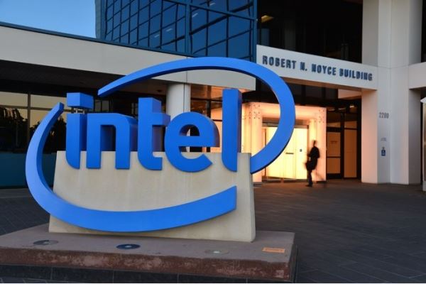 Некоторые подразделения Intel лишатся до 20% сотрудников