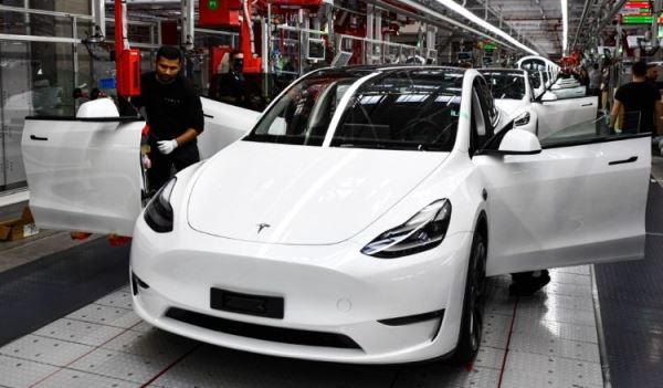 Tesla разрабатывает электромобиль стоимостью от $25 000